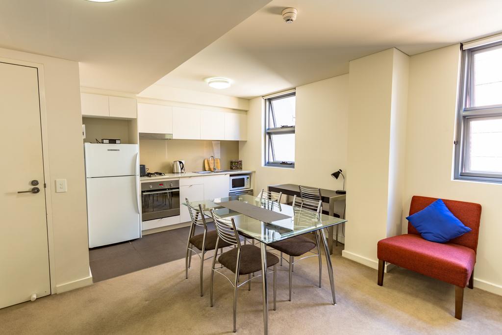Hotel 111 Newcastle Eksteriør billede